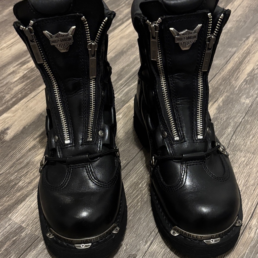 Harley-Davidson Black Leather Zipper Boots